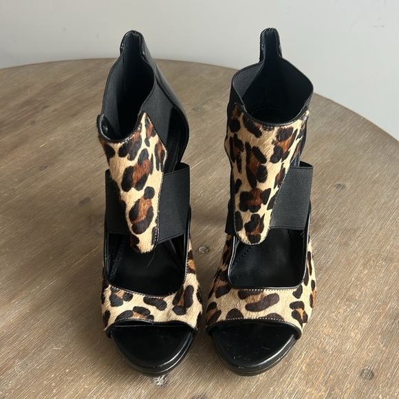 Calvin Klein Sonia Leopard Hair Calf Leather Elastic Platform Stilettos Women’s - Picture 14 of 16